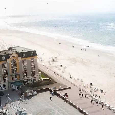 Metropol Oceanlounge 309a アパート